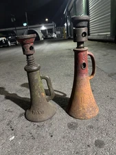 Set Of TWO Antique Railroad Heavy duty screw jacks Simplex 12 Ton and 10 Ton