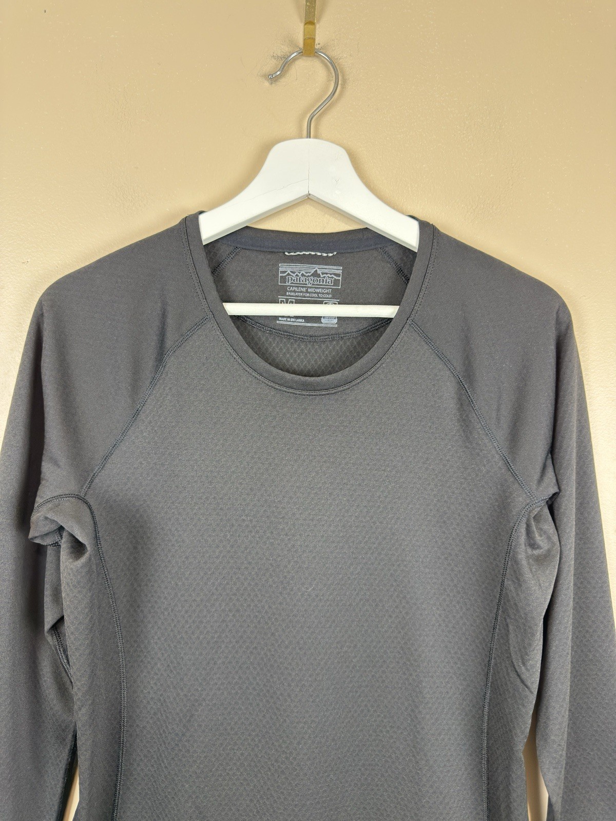 Patagonia Capilene Midweight Baselayer Long Sleeve Shirt Black Women's Medium thumbnail 2