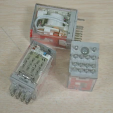 3 pcs CARLO GAVAZZI  RMIA45230AC  solid state relay