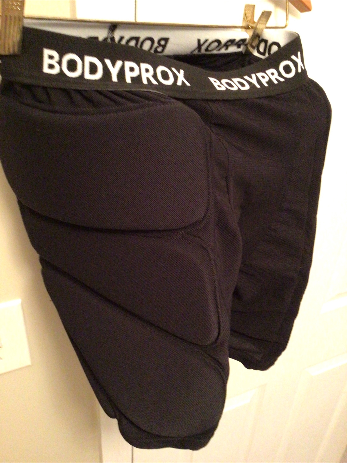 BODYPROX PROTECTIVE PADDED SHORTS ICE ROLLER SKATING ETC MEDIUM WORN