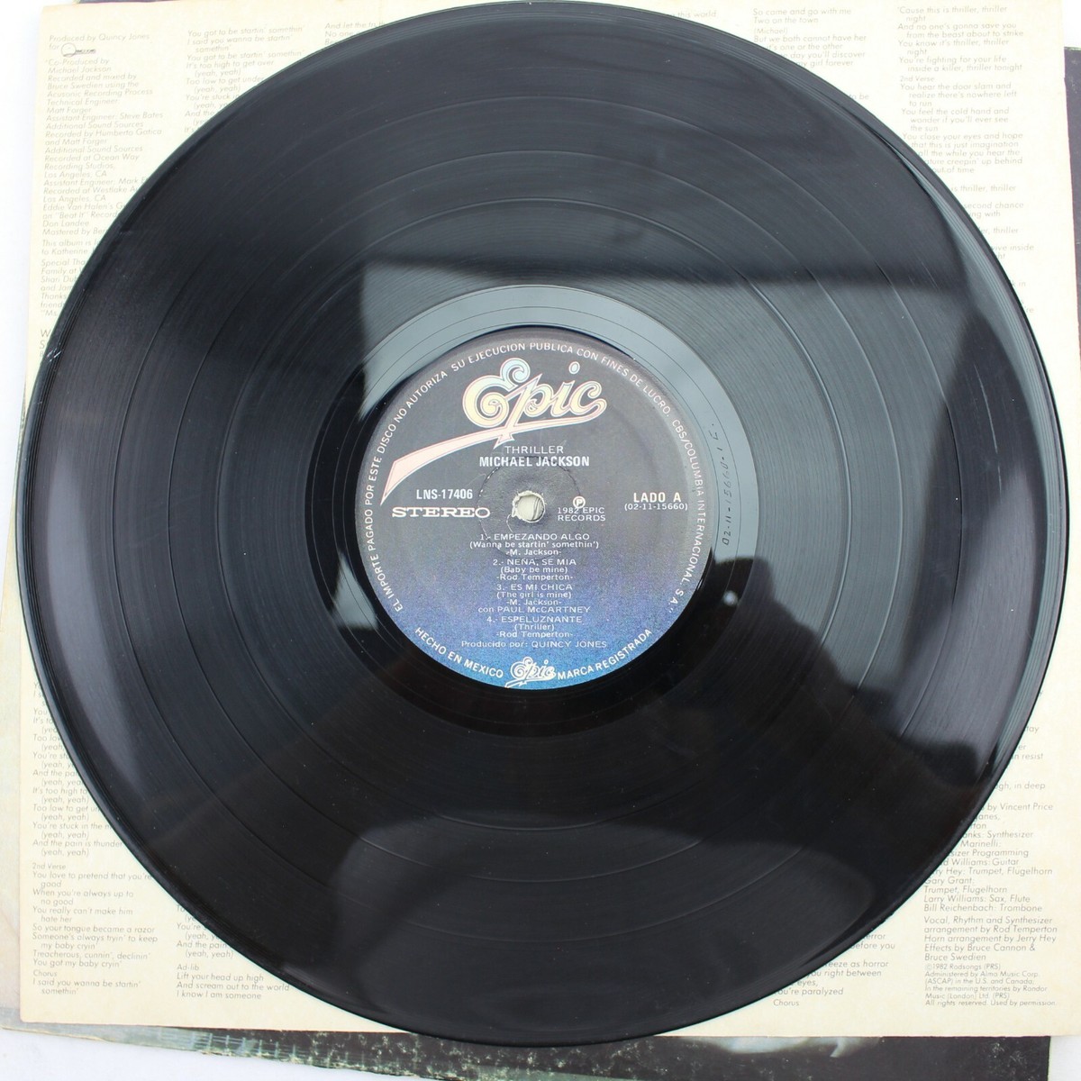 Michael Jackson Thriller Record LP VG LNS-17406 Gatefold MEXICAN