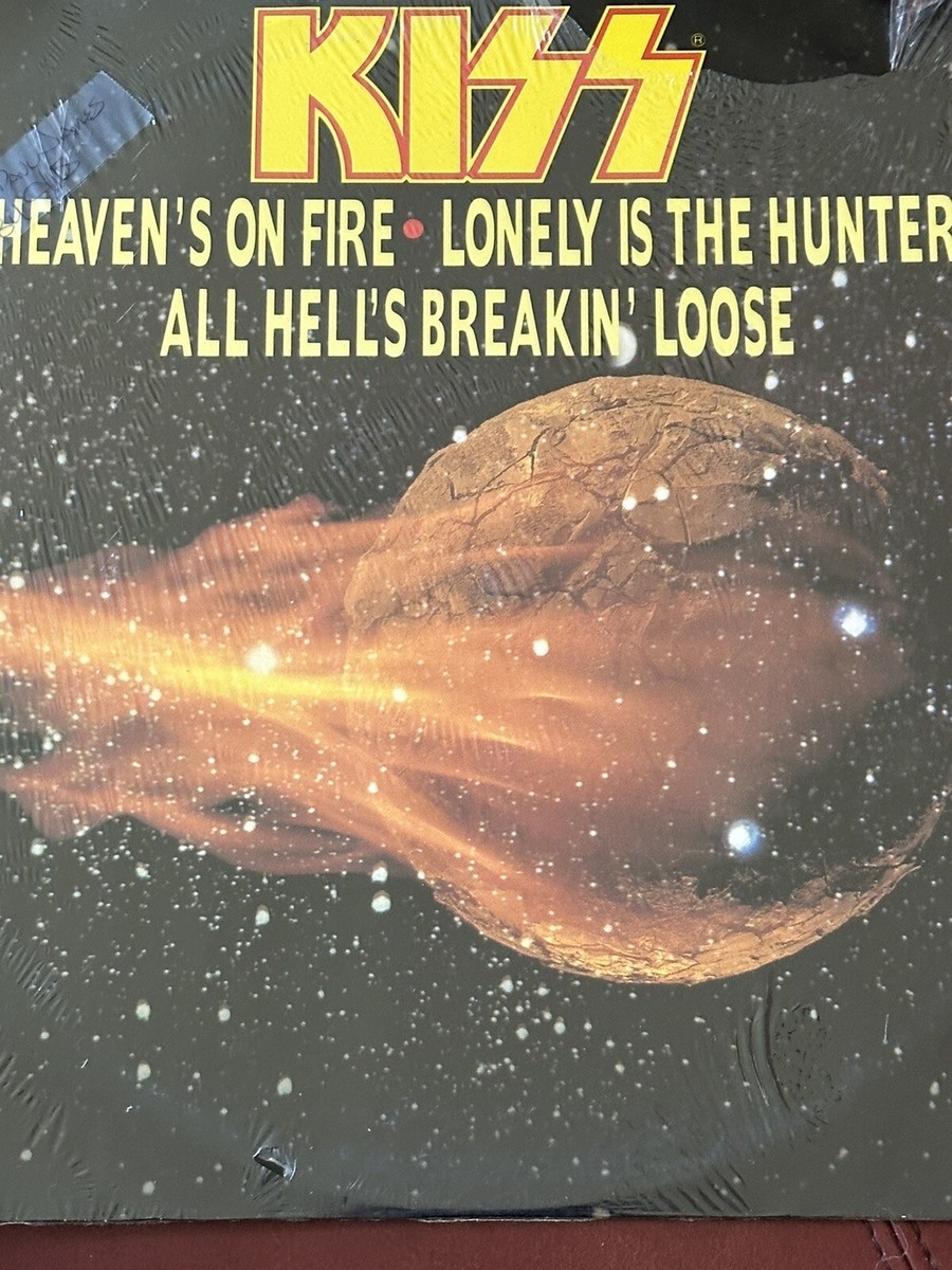 KISS - HEAVEN'S ON FIRE/LONELY IS DA HUNTER/ALL HELL'S BREAKING