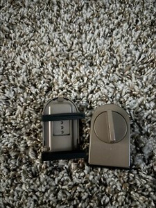 2 Sliding Window Locks