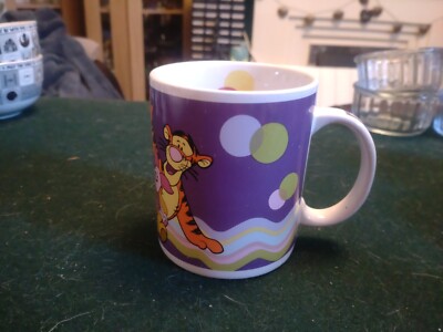 Disney Eeyore, Tigger, Winnie Puuh und Ferkel Tasse