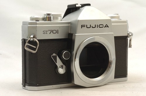 @ SakuraDo Camera @ Discount! @ Fujica ST701 35mm Film SLR Camera Made in Japan - Picture 4 of 11