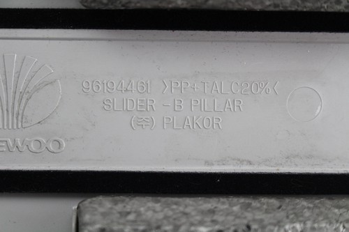 1999 Daewoo Leganza Right Side Upper Center Pillar Panel Cover Trim 96194461 - Picture 9 of 10
