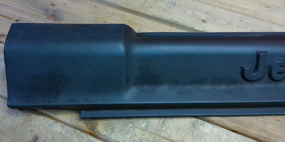 Cubierta del panel del marco del parachoques delantero Jeep TJ Wrangler OEM 1997-2006 Foto 2 de 4