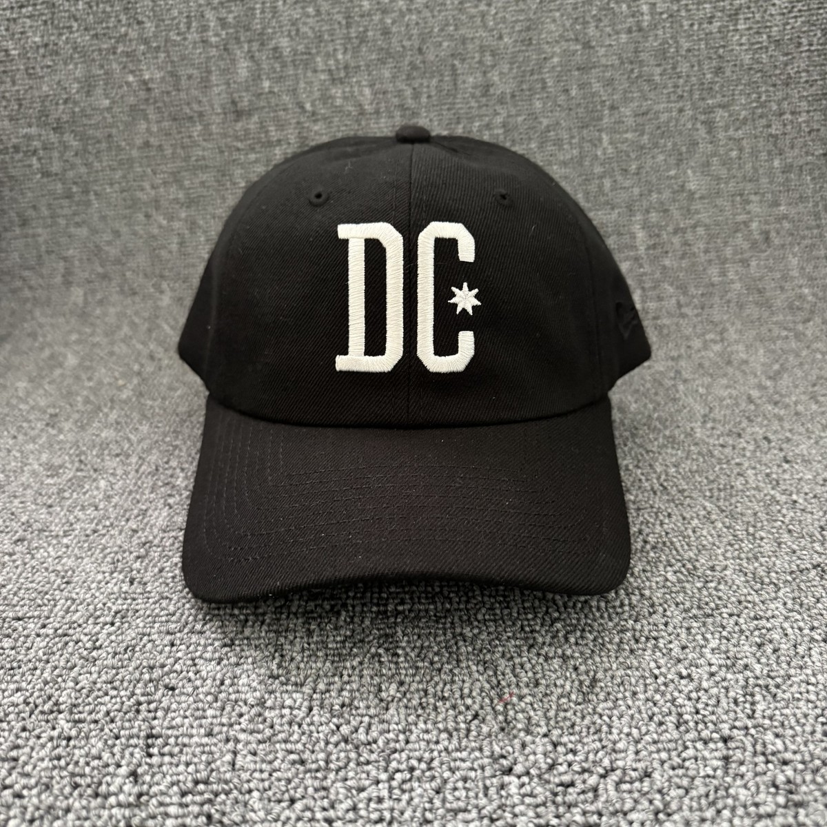 New Era 9TWENTY DC Black Strapback Baseball Cap