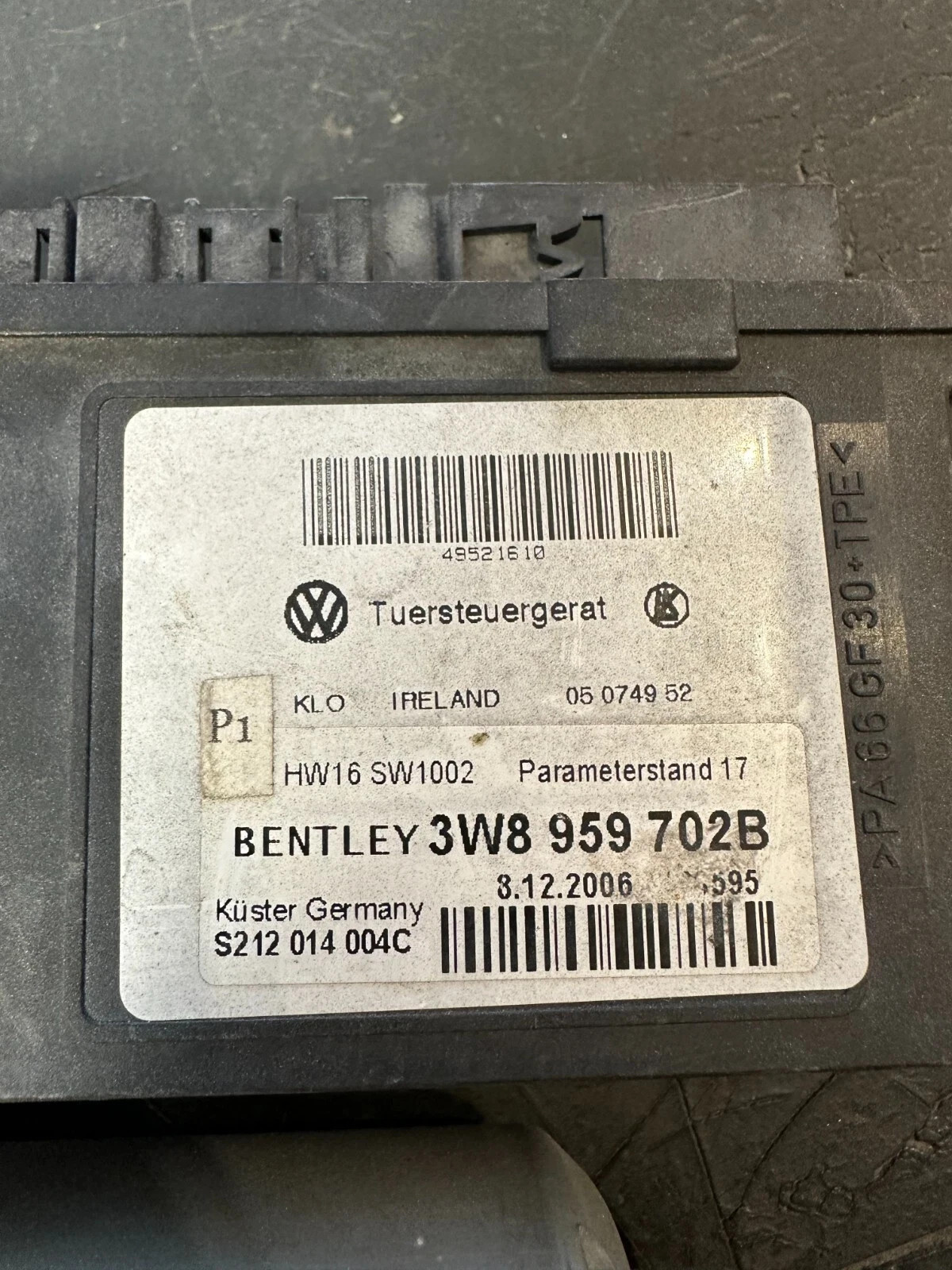 2003-2010 BENTLEY CONTINENTAL COUPE RIGHT SIDE DOOR WINDOW REGULATOR MOTOR OEM