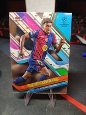 TOPPS FINEST 2025 LAMINE YAMAL BARCELONA BASE