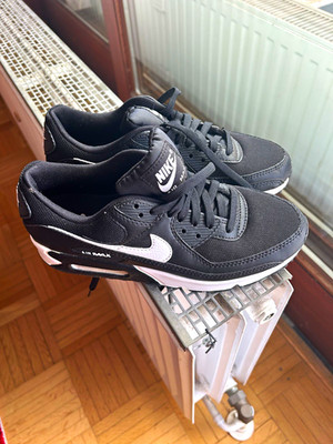 Nike Air Max 90 Unisex Sneaker Low Top Mesh schwarz/weiß EU 38 Schnürung