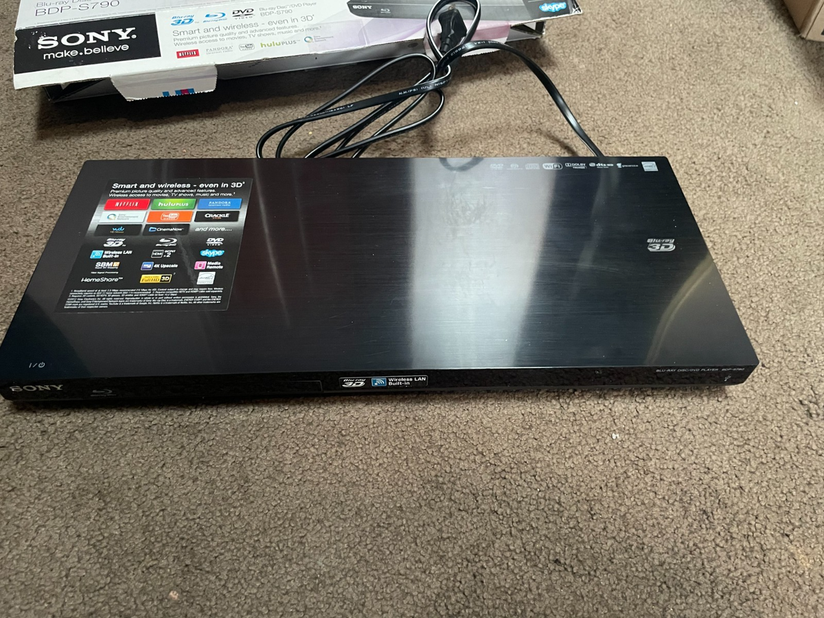 SONY BDP-S790スマート 3D ブルーレイプレーヤー Sony BDP-S790 Blu-ray 3D DVD Player 4K Upscale Smart Wireless