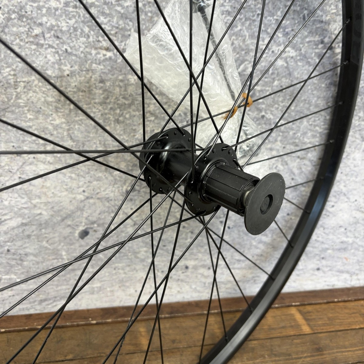 BONTRAGER CONNECTION 8速スプロケ付き Bontrager Connection Quick Release 6-Bolt Disc 29