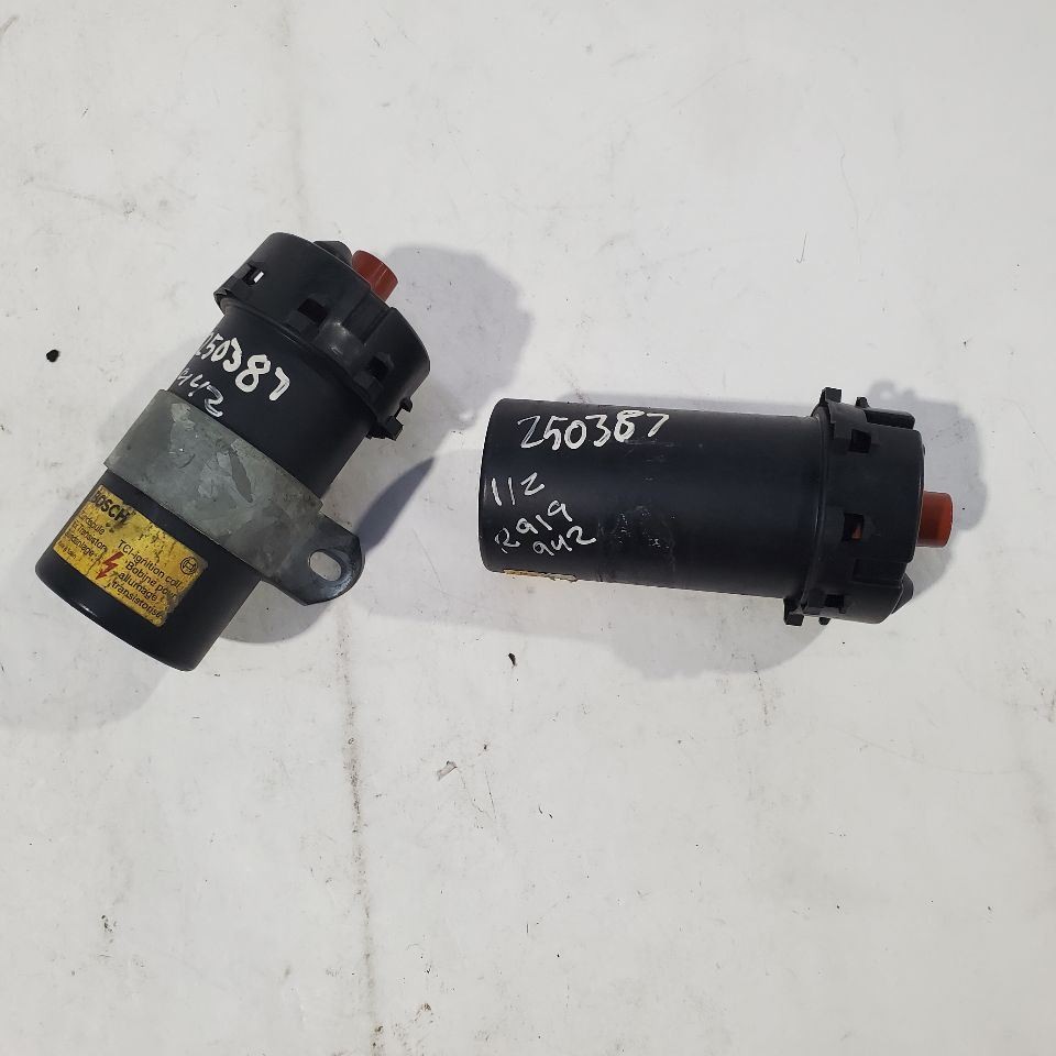 1991 Bentley Turbo R OEM Pair Ignition Coil Igniter Bosch 