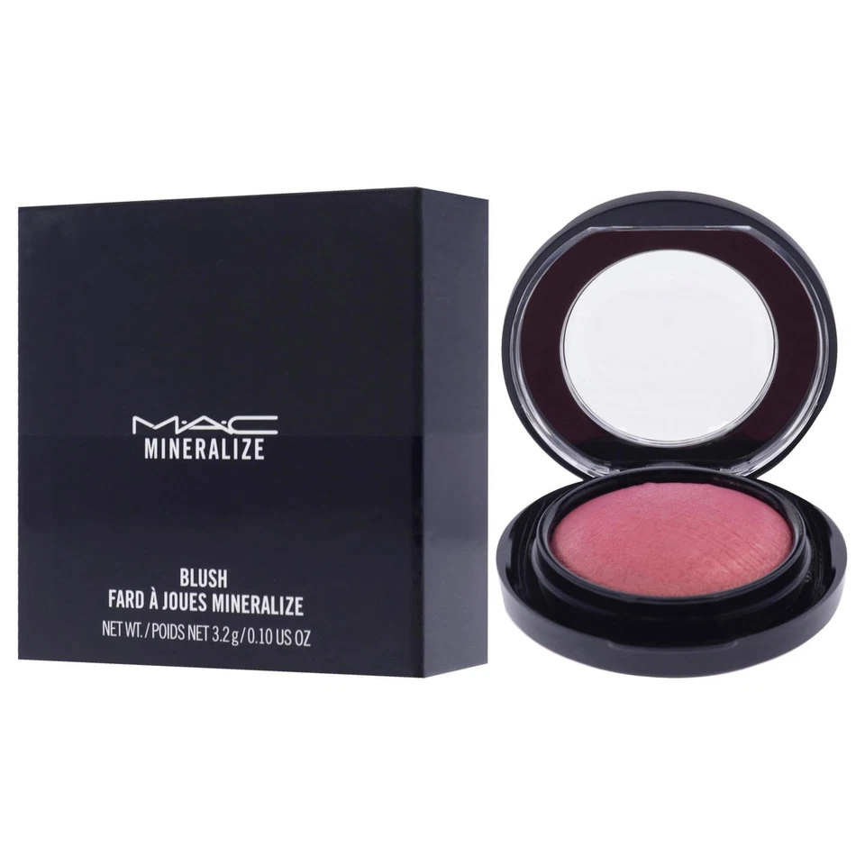 MAC Mineralize Blush - Petal Power,5.91x5.91x5.91 Inch (Pack of 1) - Image 4 of 4