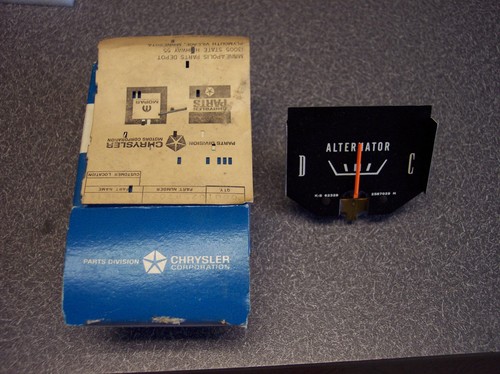 NOS Mopar 1966 Plymouth Valiant Ammeter Gauge 2587029 - 第 1/5 張圖片