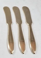 Dirigold Dirilyte Goldware Regal Flatware Silverware Butter Spreader Knife