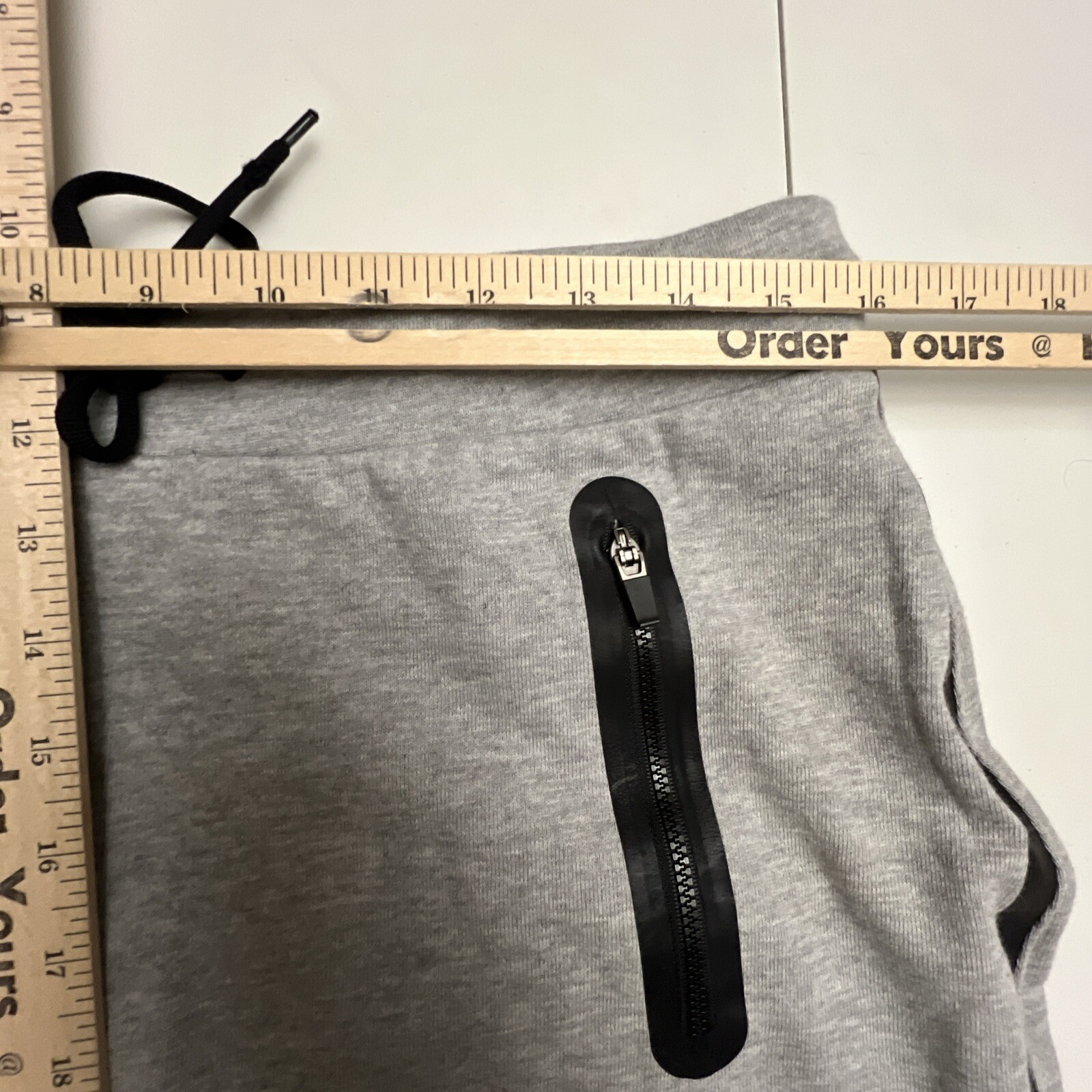 Fabletics "Amara" Heathered Grey Zipper Pockets S… - image 3