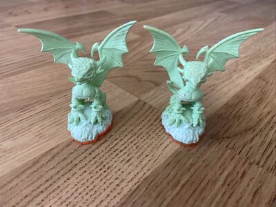 Activision Skylanders Giants Glow in the Dark Cynder Figure Orange Base Lot Of 2