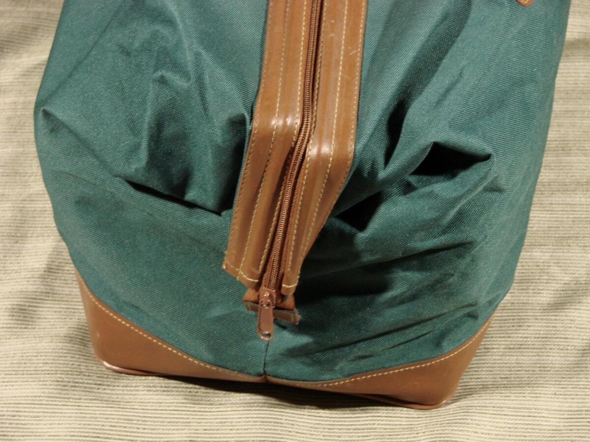 Vintage Ralph Lauren POLO Duffle Bag hunter green canvas Vintage Ralph Lauren POLO Duffle Bag hunter green canvas