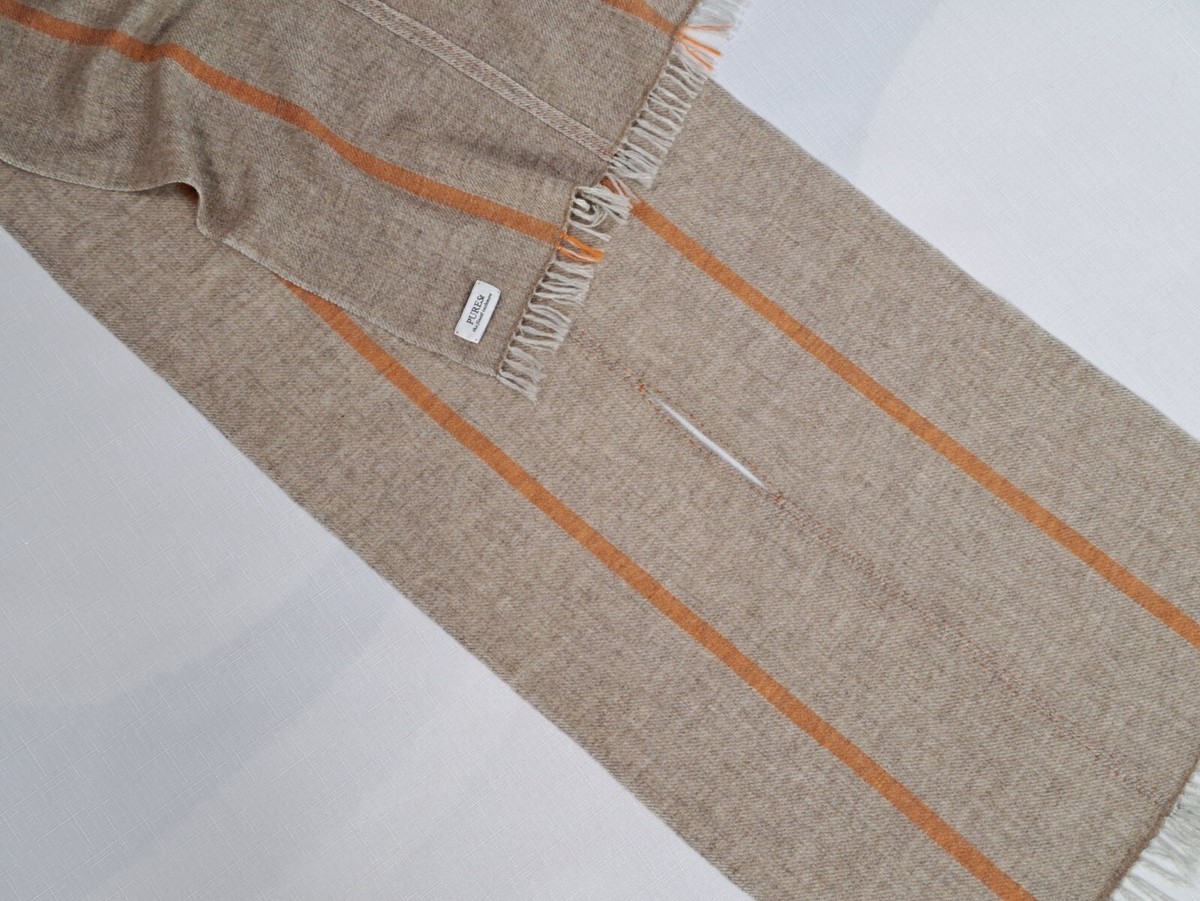 PURESt 'The Finest Cashmere' exclusive cashmere scarf. View 6