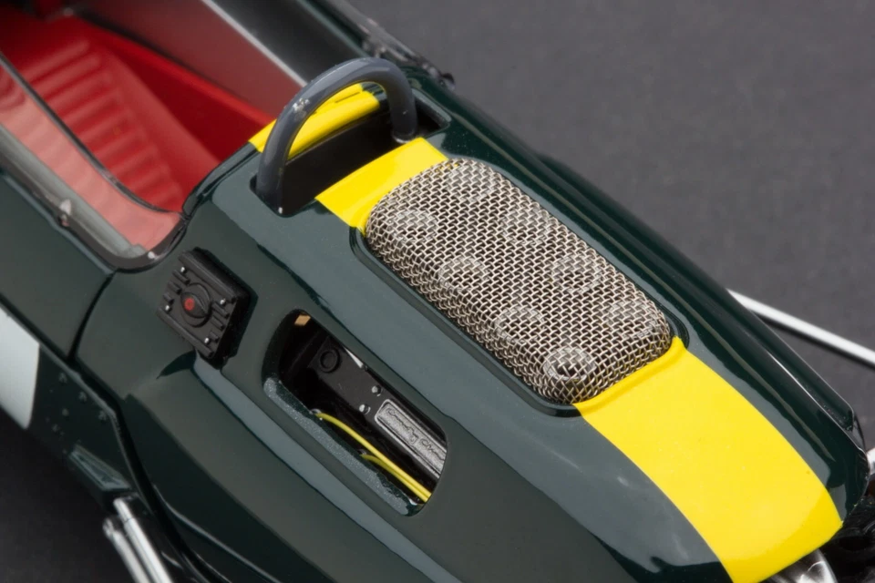 Exoto | 1:18 | 1963 Lotus 25 F1 Jim Clark | Winner, British Grand Prix - Image 3 of 4