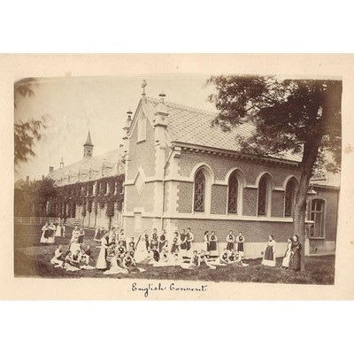 BRÜGES Damen im Garten des Englischen Klosters - 2x antike Albumin Fotos um 1890