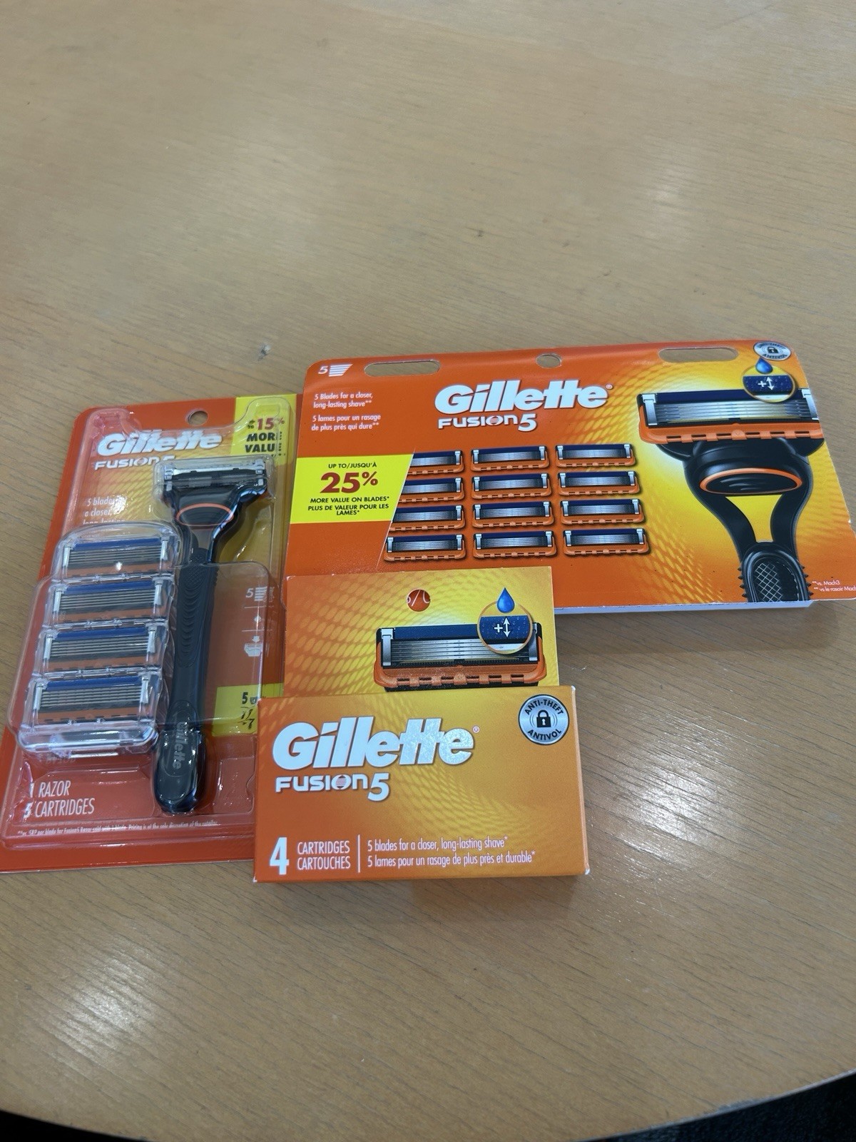 Gillette Fusion5 Cartridge Razor, 5 Blades, Lubrication Stri