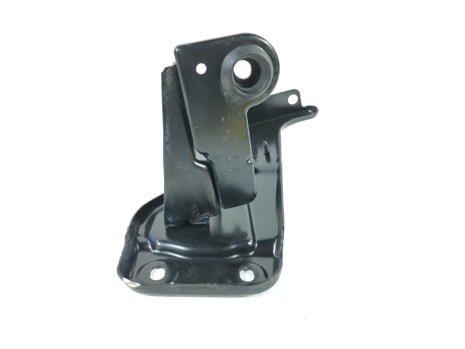 Maserati Levante 2018 AWD 3.0 L Front Left Radiator Bracket Mount OEM