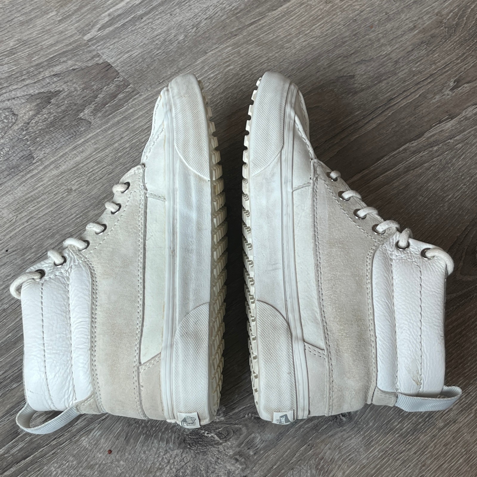 Vans Sk8-Hi Del Pato MTE Duck Boot White Sneakers Womens 8 UK 5.5 EU 38.5 thumbnail 4