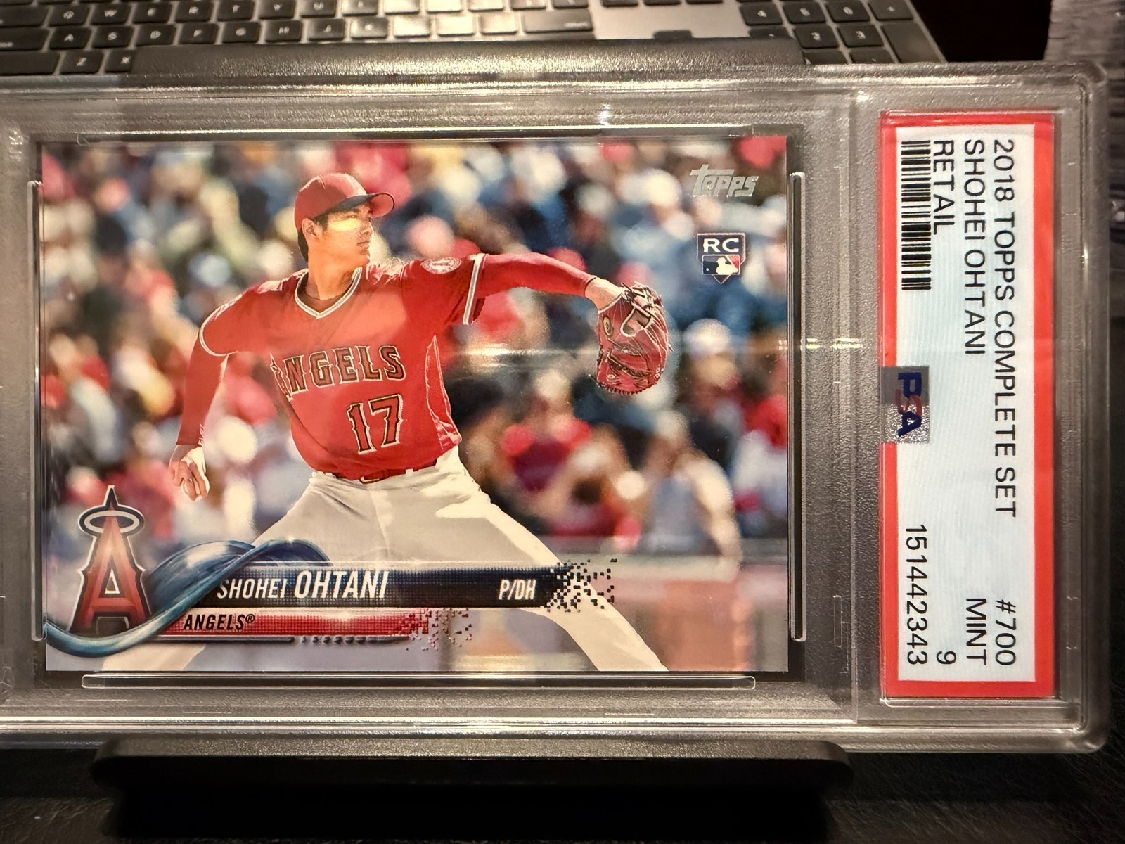 2018 Topps Complete Set Retail Variation Shohei Ohtani #700 Pitching (RC) PSA 9 view 1