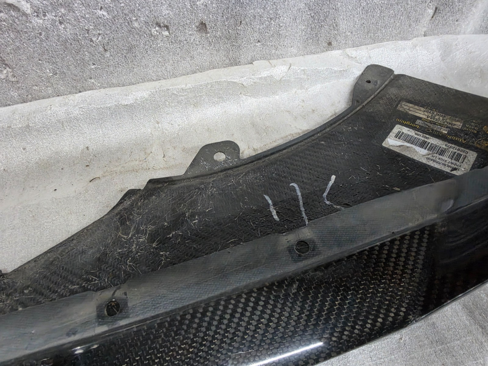 Lamborghini Urus Front Left Section