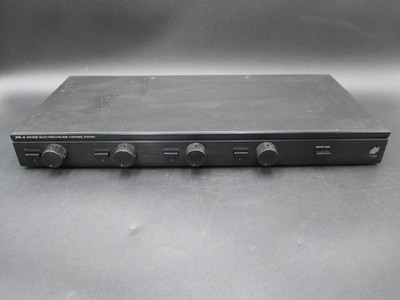 Niles SVL-4 Speaker Selection Volume Control System 4-Zone Constant Protection
