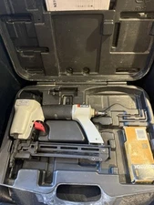 Porter Cable NS100A Pneumatic Air Narrow Crown Stapler 1/4” Comes W/ Some Nails