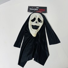 New With Tags Fun World Scream Ghost Face Smiley Vinyl Character Costume Mask