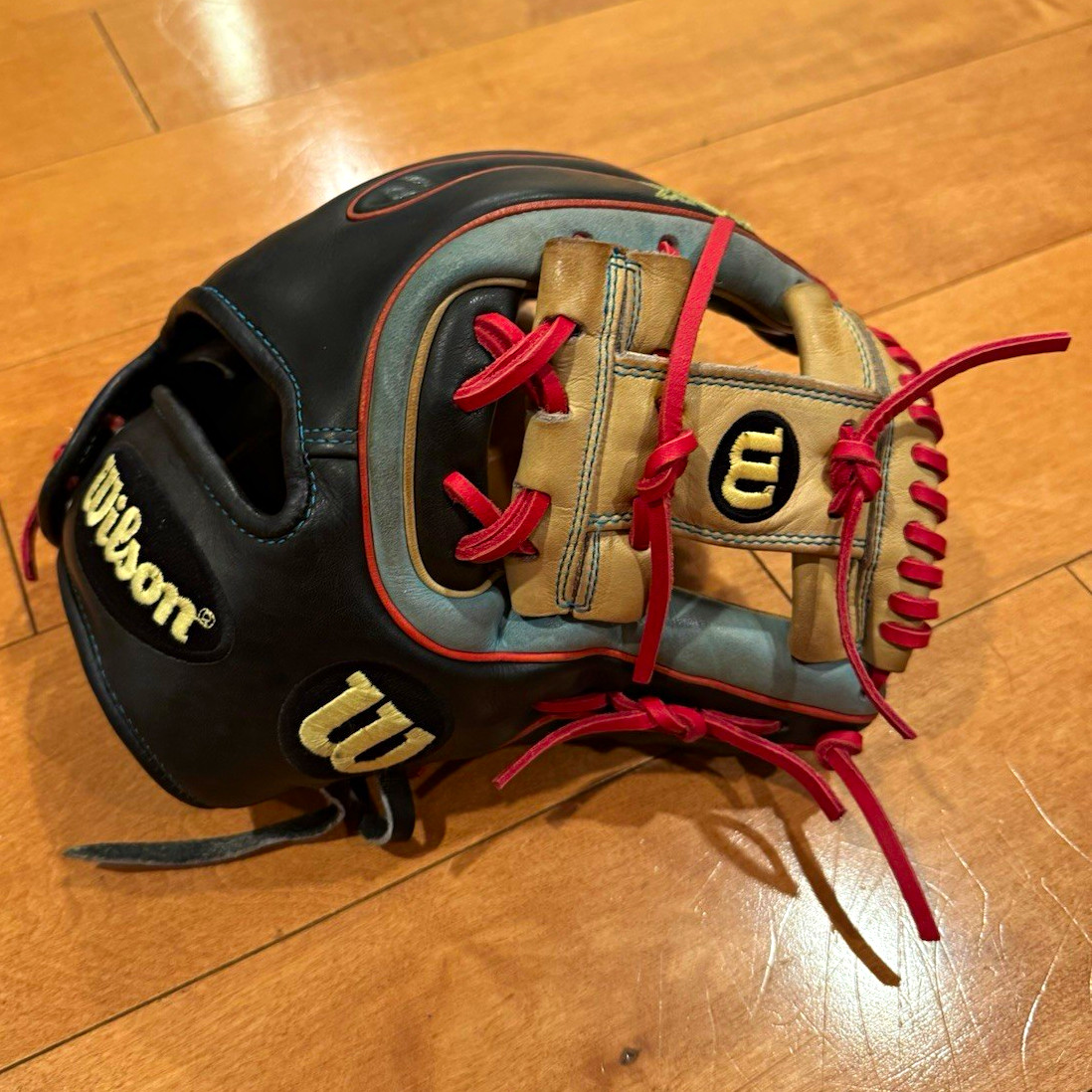 Wilson A2K 11.5" RHT Brandon Phillips “Dat Dude” Baseball Glove