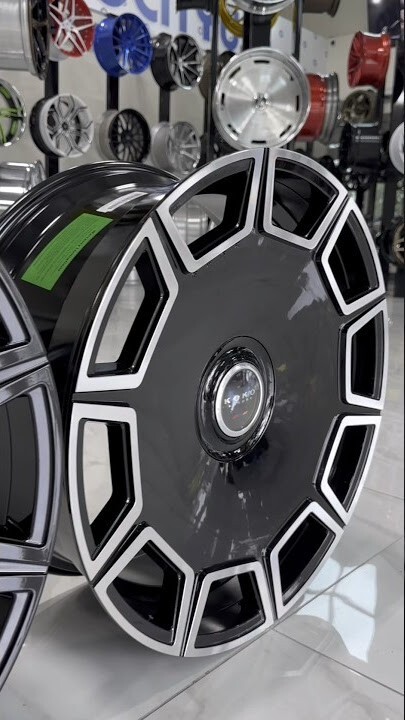 24" inch Giovanna Sicily Black Machine Wheels Bentley Bentayga G550 G63 Gwagon