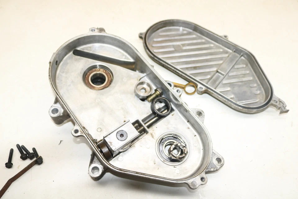 Ski-doo GSX 500SS 500 SS 2007 revoluciones cadena de pista carcasa montaje Foto 4 de 4