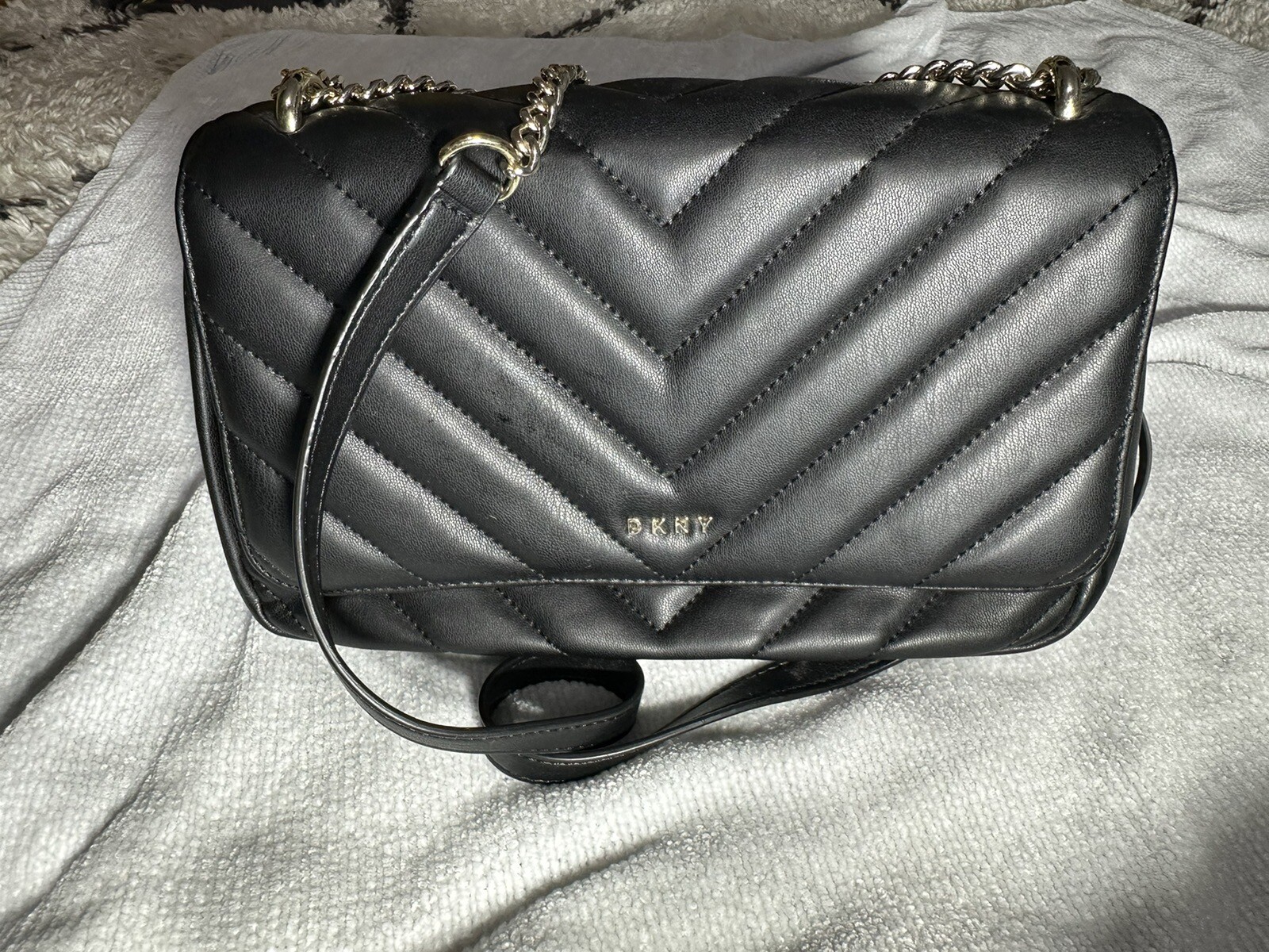 DKNY Black Veronica Large Quilted Shoulder/Crossbody … Gem