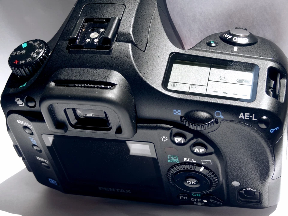 MINT: Pentax K10D DSLR Spiegelreflexkamera Gehäuse 10.2MP CCD 27K Shutter Count - Bild 2 von 4