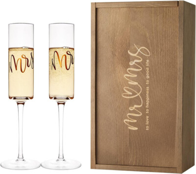 AW BRIDAL Wedding Champagne Flutes set 2 Mr and Mrs wedding bride groom gift box