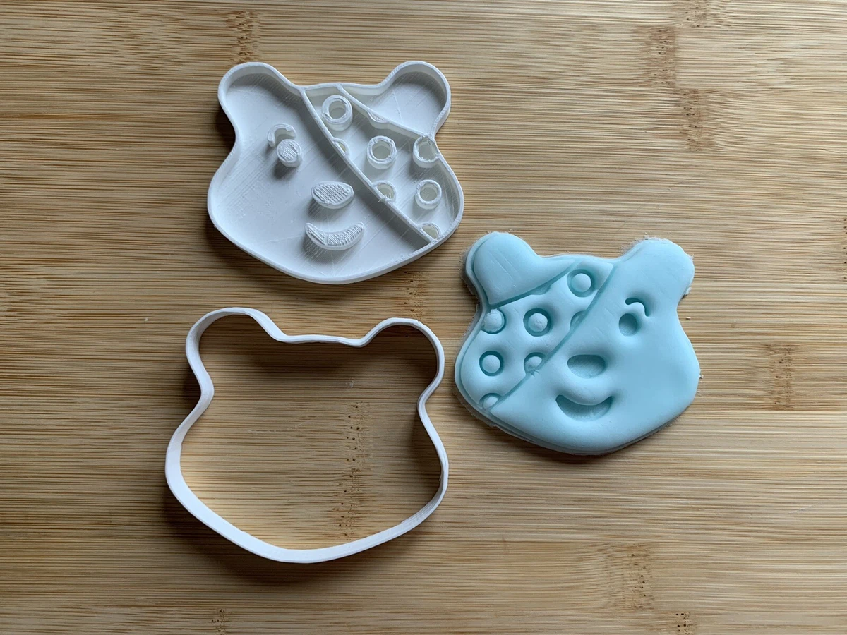 Children in Need cookie cutter + stamp