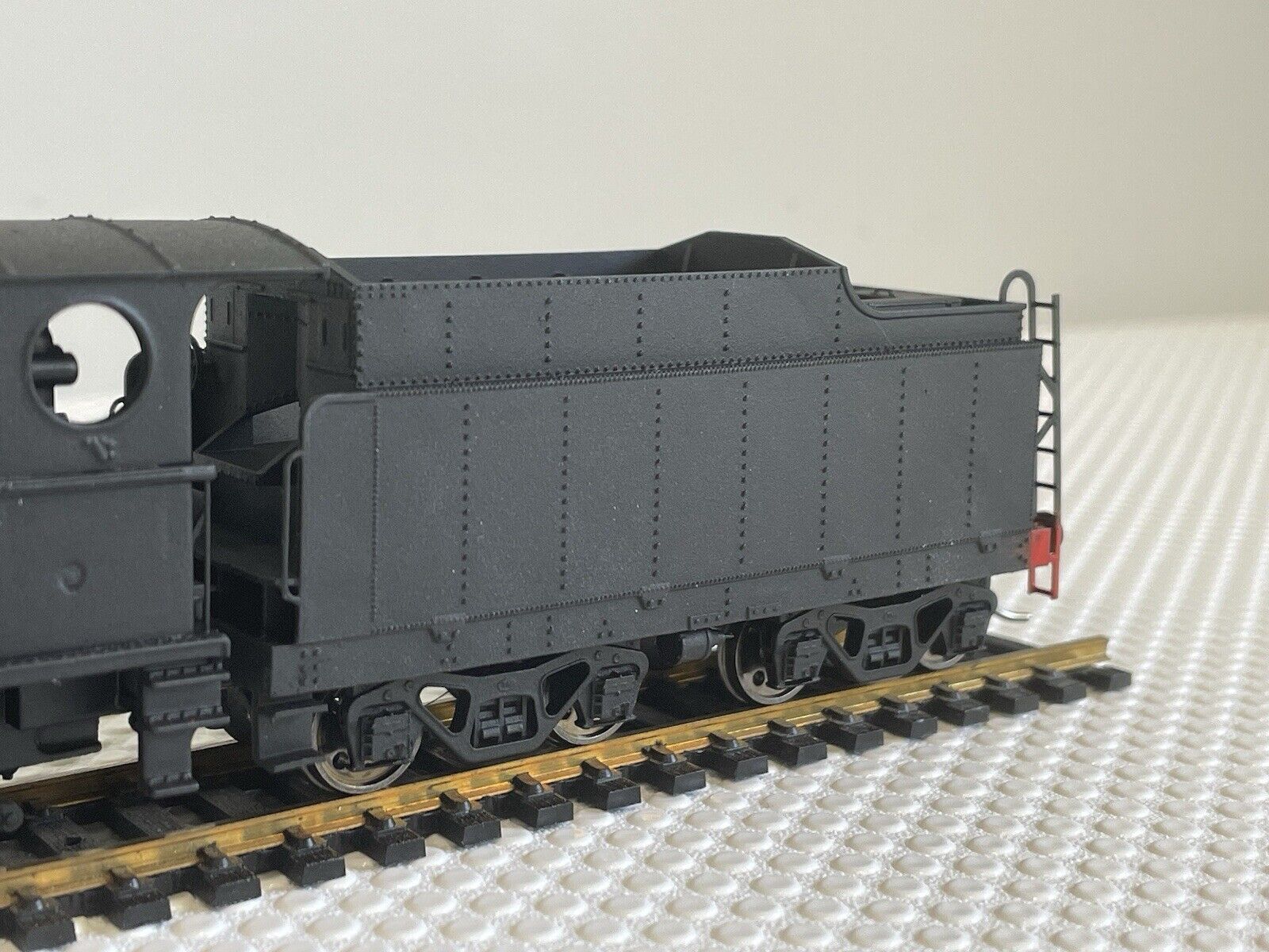 Picture 5 of 24