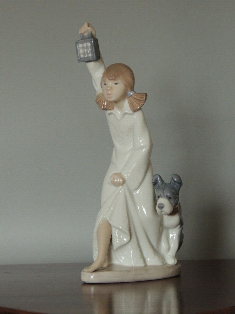 置物 Lladro NAO Amazon.com: Lladro Nao Collectible Porcelain Figurine: Gentle