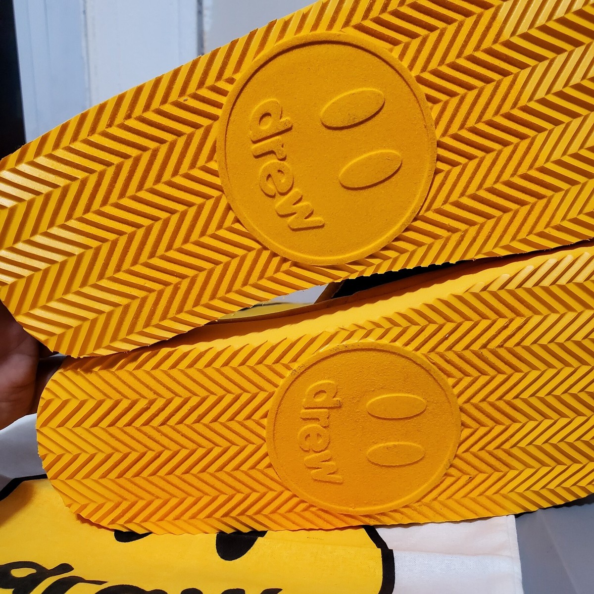 Drew House Justin Bieber Mascot Slippers Golden Black Small/medium Drew House Mascot Slippers  main image 2