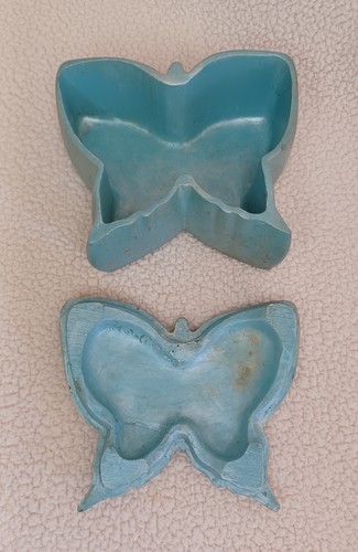 Rare Vintage 1985 Butterfly Shaped Trinket Box W/ Lid Blue & Green Decor Box - Picture 10 of 23