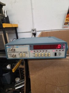 Tektronix CMC251 Frequency Counter 1.3 GHz