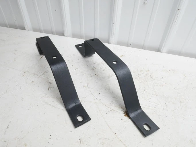 Soportes de parachoques trasero 74-79 Jeep J10 J20 Wagoneer Cherokee FSJ Foto 2 de 4