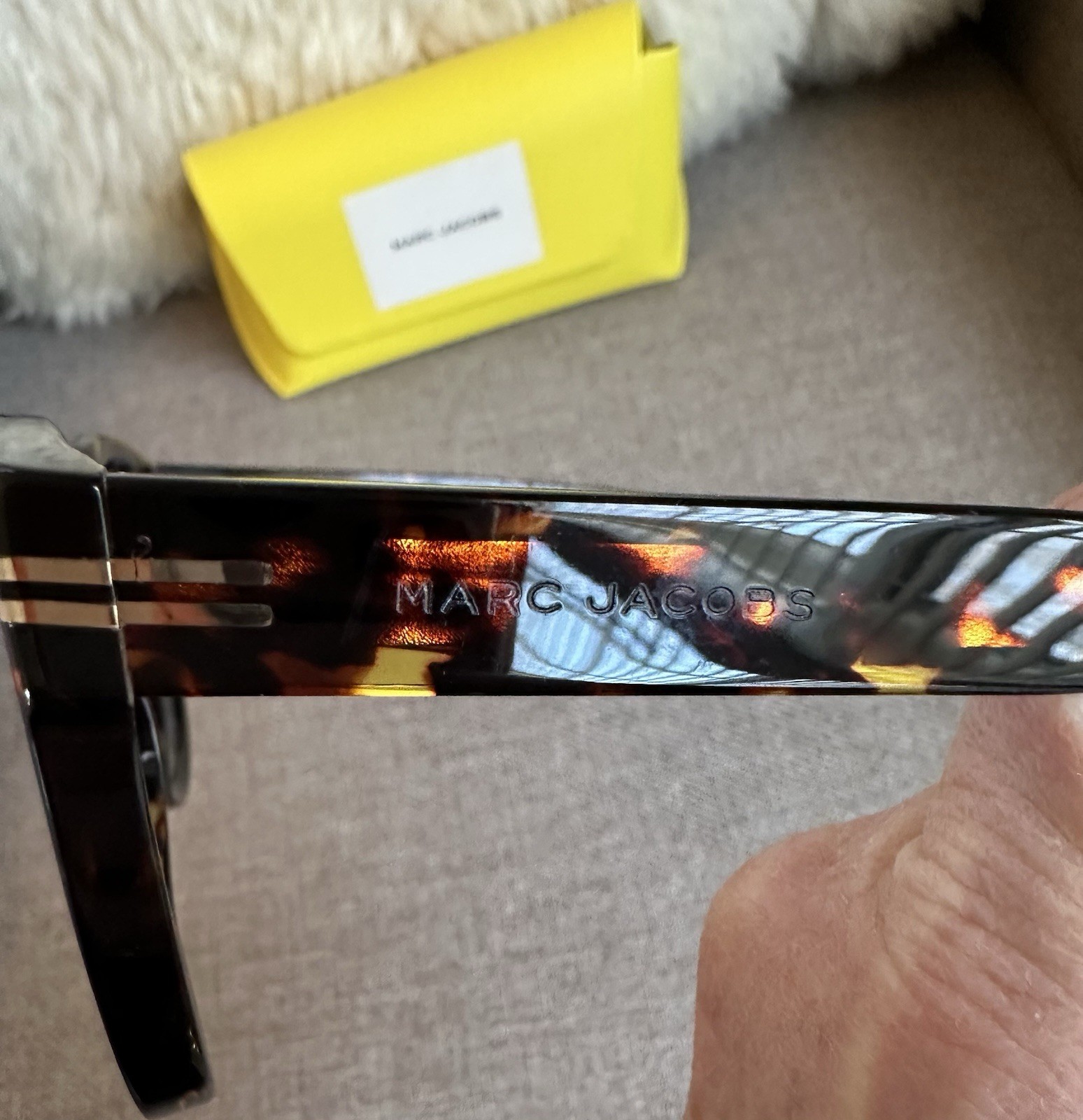 Marc Jacobs Cat Eye Tortoise Shell Sunglasses Wom… - image 5