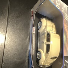Maisto Special Edition 1:18 1955 Volkswagen Kafer Beetle Diecast Beige Unopened